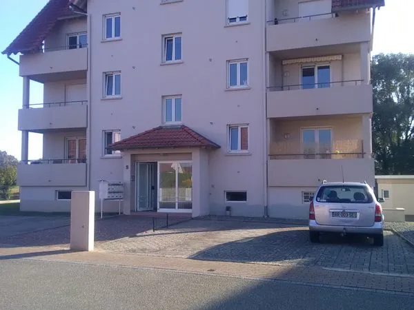 Appartement a louer 3/4 pièces a RHINAU