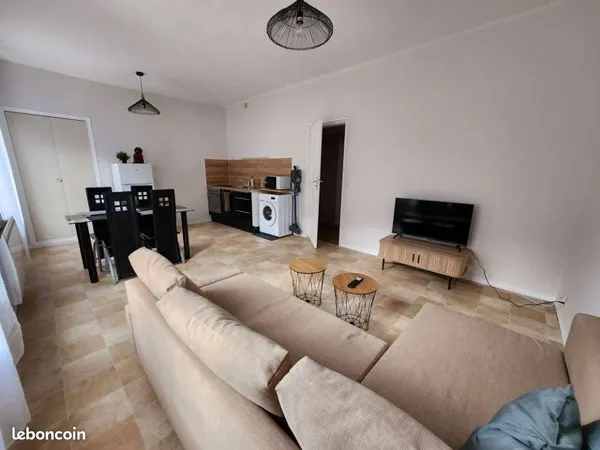 Appartement T2 centre ville - En partie meublé