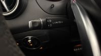 Mercedes Classe A 200 WhiteArt Edition 7G-DCT — photo 28