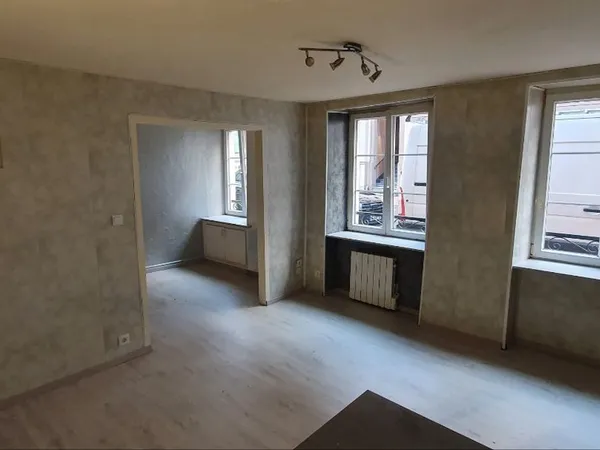 Appartement F2 bis 59m2 a rénover hypercentre sarreguemines