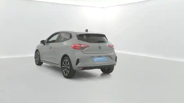 Renault Clio tce 90 ch gsr2 — photo 12