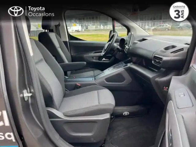 Toyota Proace city verso medium electric 50kwh executive — photo 12