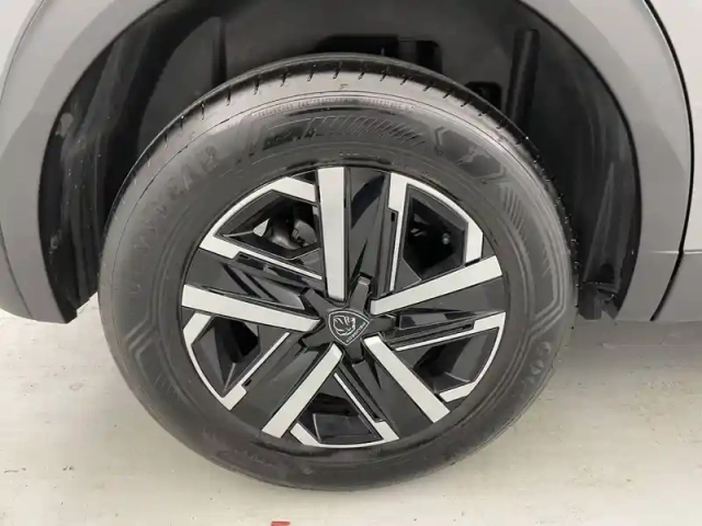 Peugeot 2008 puretech 100 s&amp;s bvm6 — photo 19