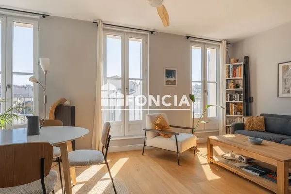 Appartement 3 pièces 58 m²
