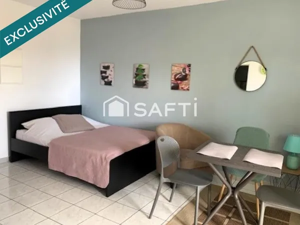 Lumineux T1 meublé de 27 m² à la Possession