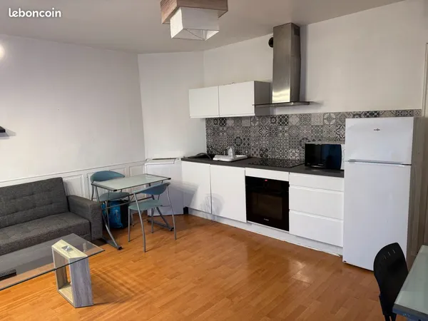 Appartement 2 pièces 41m² F2 T2 Terrasse Garage