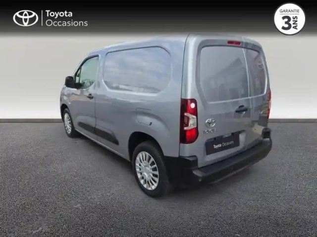 Toyota Proace city medium 100 d-4d business rc23