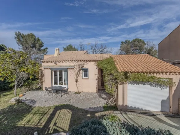 Maison de 95,3 m2 sur un terrain de 591 m2