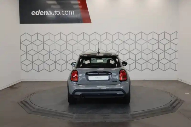 Mini Mini hatch 3 portes cooper 136 ch dkg7 — photo 3