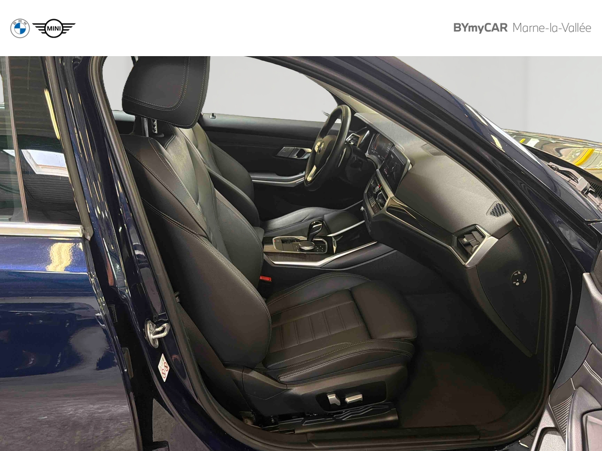 BMW Touring 320i 184 ch BVA8 — photo 39