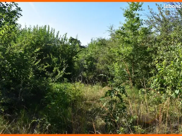 Terrain 532 m² Montluel