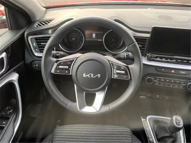 Kia Ceed 1.5 t-gdi 140 ch bvm6 — photo 9