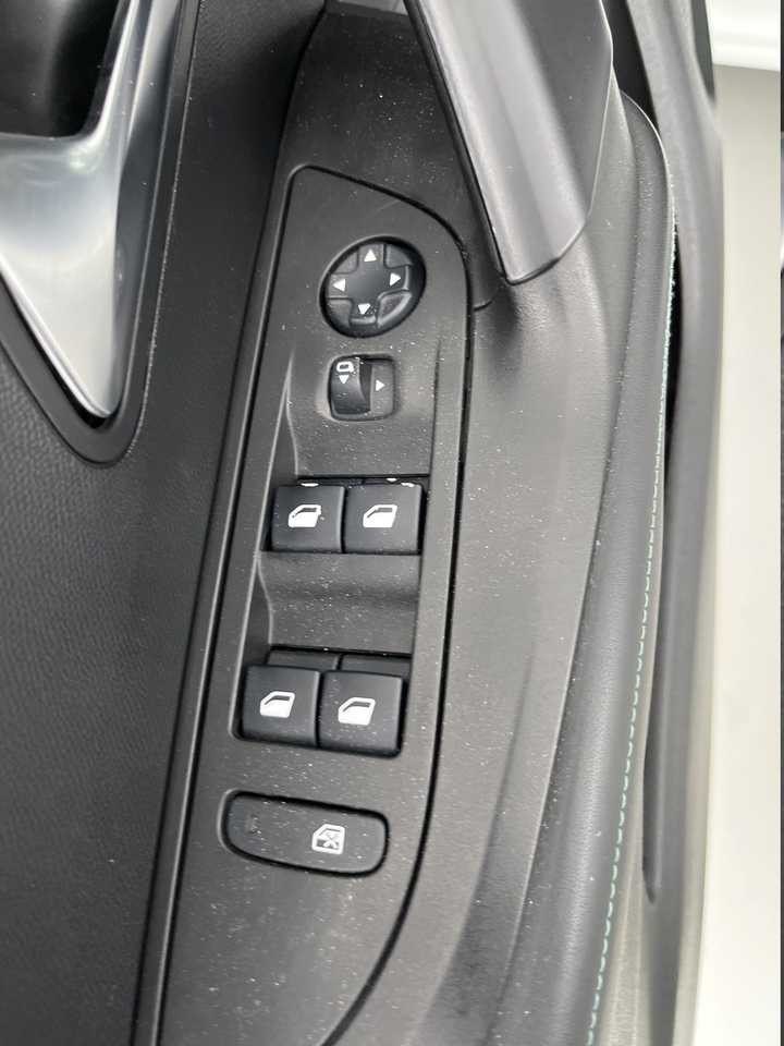 Peugeot 2008 — photo 40