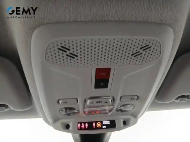 Peugeot 208 puretech 75 s&amp;s bvm5 — photo 17