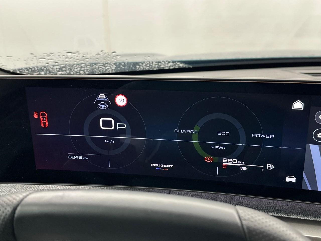Peugeot 3008 hybrid 145 e-dcs6 gt — photo 21