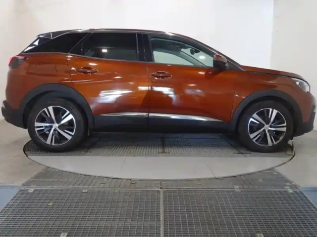 Peugeot 3008 1.2 puretech 130ch allure s&amp;s — photo 6