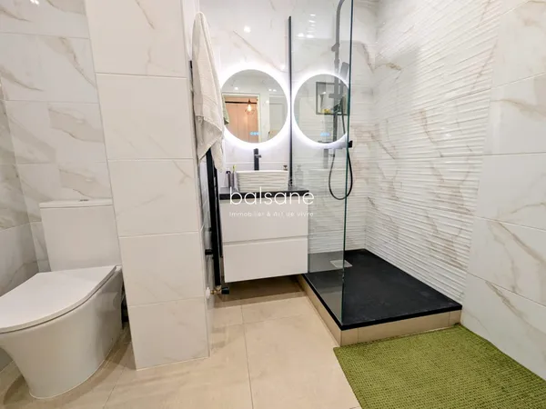 Appartement 71 m², balcon, stationnement