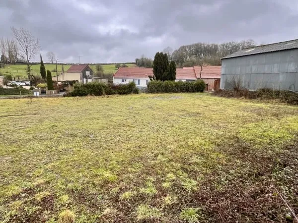 Terrain 919 m²