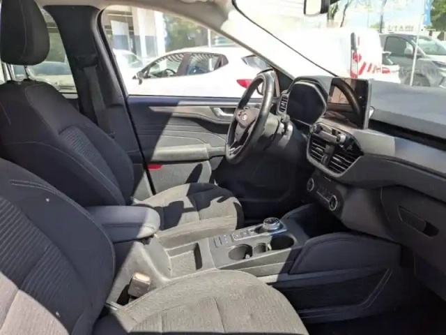 Ford Kuga 2.5 duratec 225ch phev titanium bva — photo 6