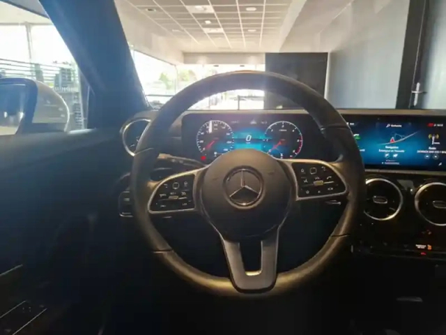 Mercedes Classe A 180 d style line — photo 40