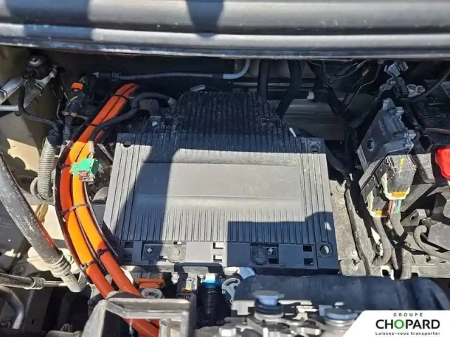 Peugeot Expert fgn tole standard electrique 75kwh 136 — photo 26