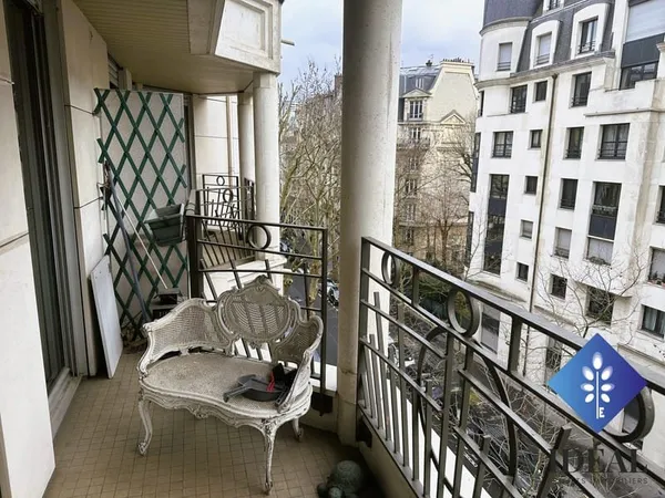 2 pièces dans Résidence services Hespérides