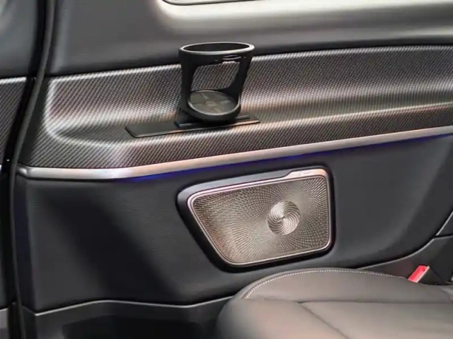 Mercedes Cla 300 d amg line long 8places — photo 14