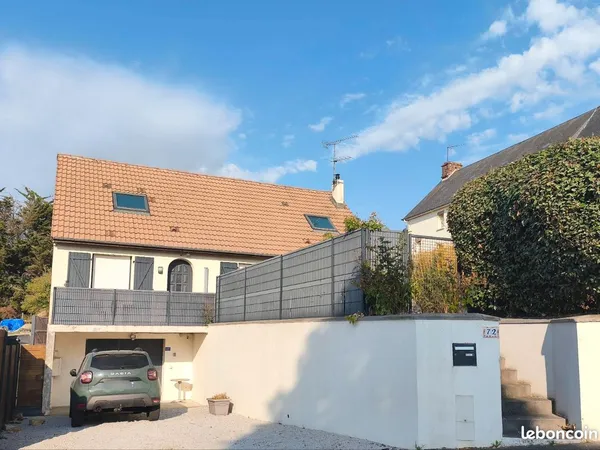 Maison individuelle 112 m² ( vie de plain-pied )+ dépendance 80 m²