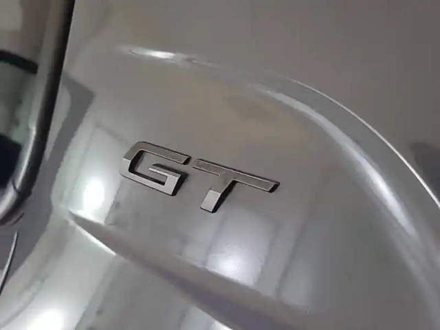 Peugeot 208 hybrid 110 e-dcs6 — photo 32