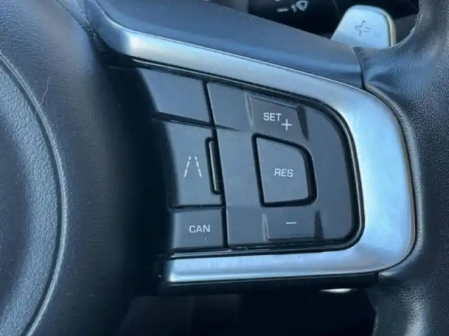 Jaguar F-Pace 2.0d 180ch pure bva8 — photo 15