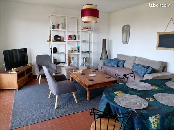Loue appartement 60m2 300m Plage