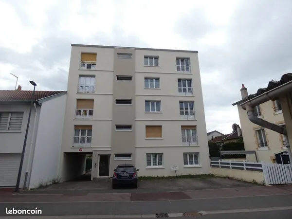 Appartement T4 87 m2 Saint-Max Quartier Saint Livier