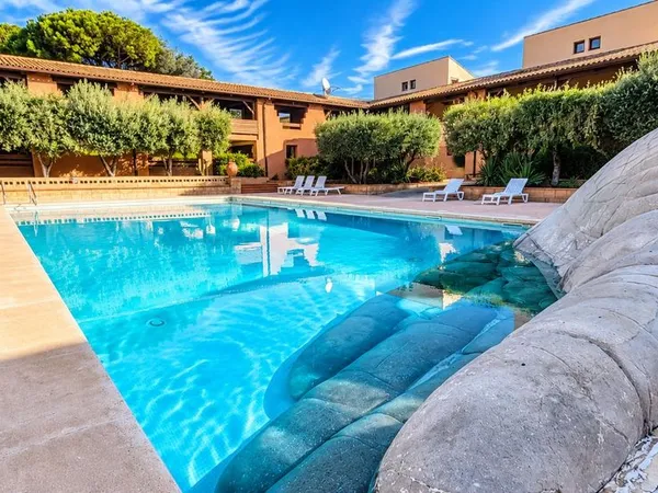 EXCLUSIVITÉ Saint-Cyprien Plage - Appartement Studio Meublé de 27,80 m² Loi Carrez Lumineux avec Ter