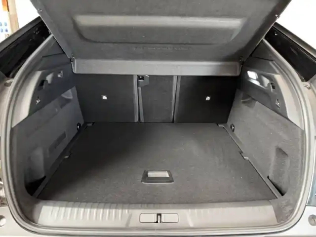 Peugeot 3008 electrique 210 ch 73 kwh — photo 9