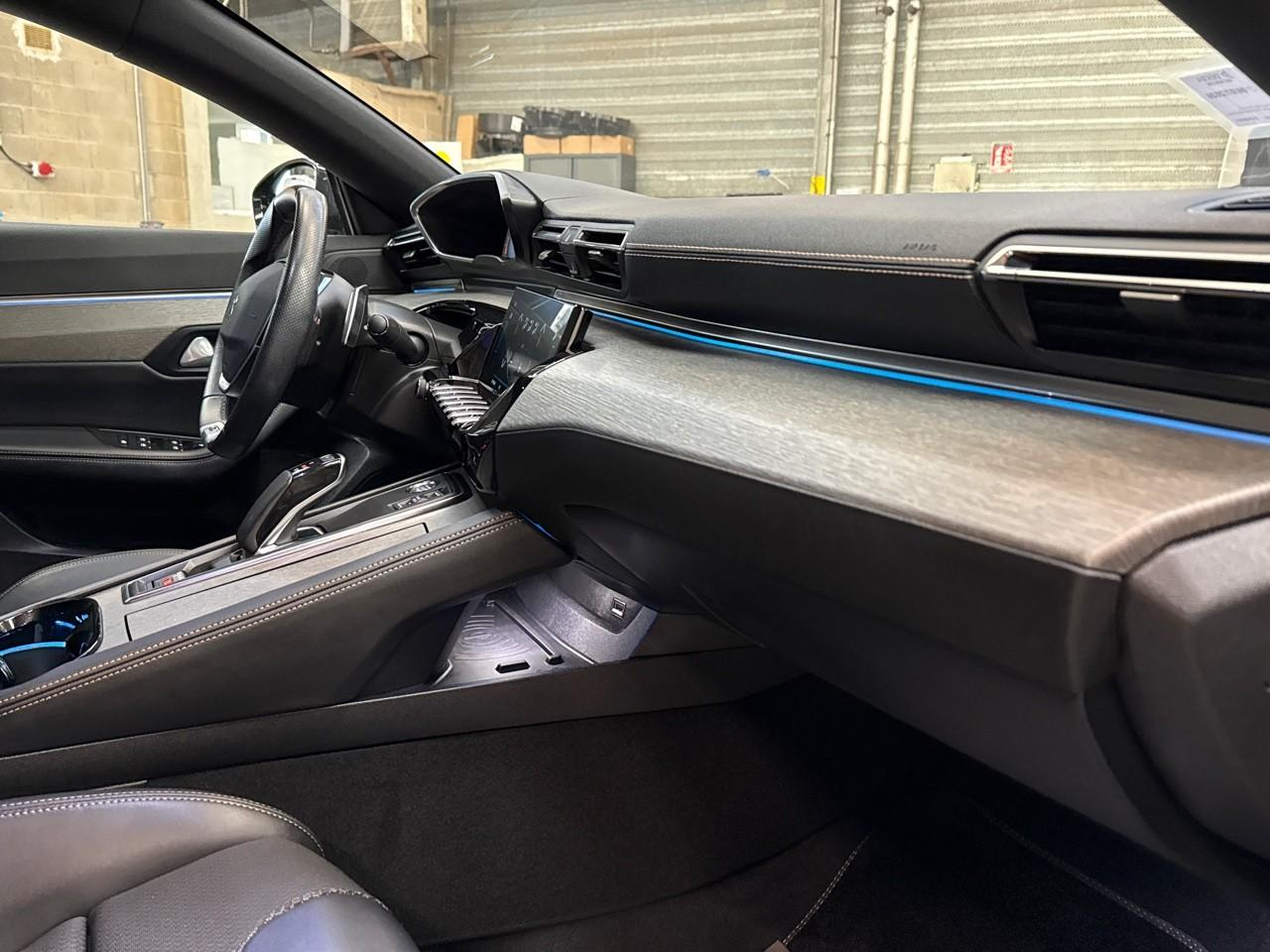 Peugeot 508 hybrid 225ch gt e-eat8 — photo 18