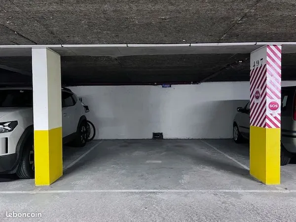 Parking place du cygne proche fac medecine