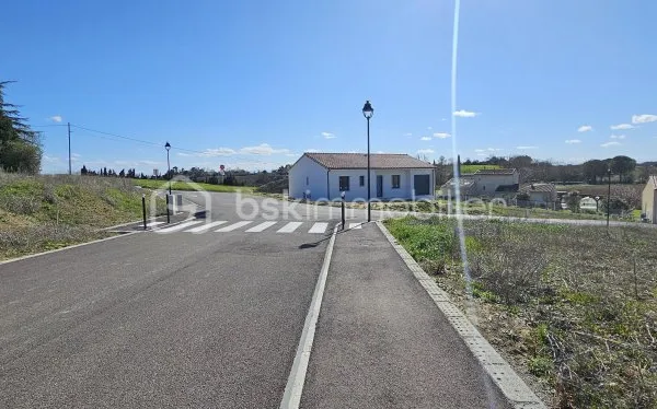 Terrain 344 m²