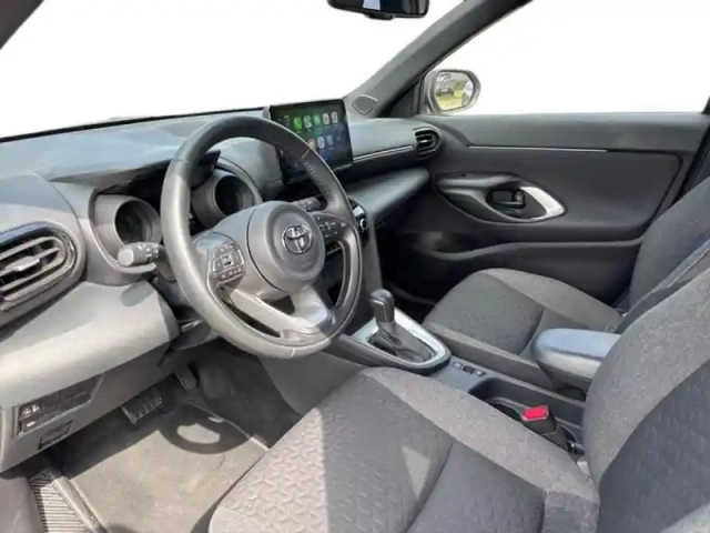 Toyota Yaris cross 116h design my22 — photo 9