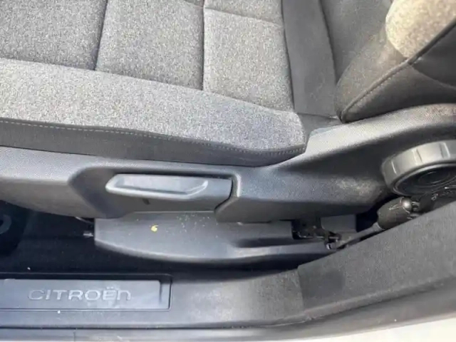 Citroën C5 Aircross hybrid 225ch feel e-eat8 — photo 28