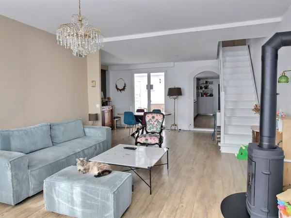 L'esprit d'une maison à Reims-Appartement Reims 5 pièce(s) 129.57 m2