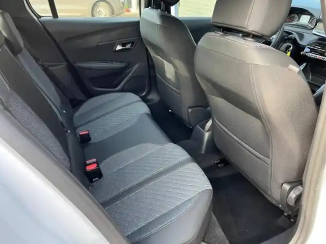 Peugeot 208 1.2 100ch s&amp;s style — photo 10