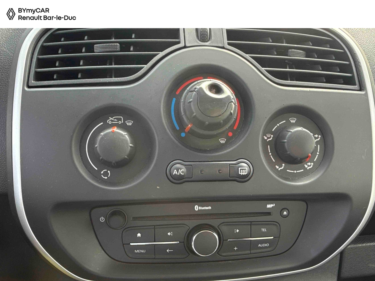 Renault KANGOO EXPRESS 1.5 DCI 75 E6 — photo 18