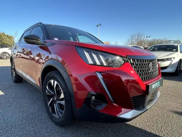 Peugeot 2008 puretech 130 s&amp;s eat8