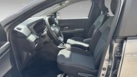 Dacia Jogger 1.8 hybrid 155ch Extreme 7 places -25 — photo 9