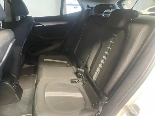 Bmw X2 sdrive18da 150ch lounge euro6d-t 118g — photo 13