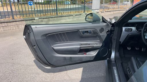 Ford Mustang 2.3 EcoBoost 317 - Fastback – 2019 – 84526 km – Essence – Boîte Manuelle — photo 31