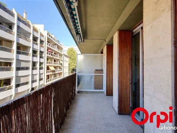 Appartement 2 pièces 69 m²