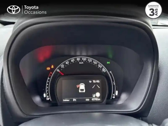 Toyota Aygo X 1.0 vvt-i 72ch dynamic — photo 13