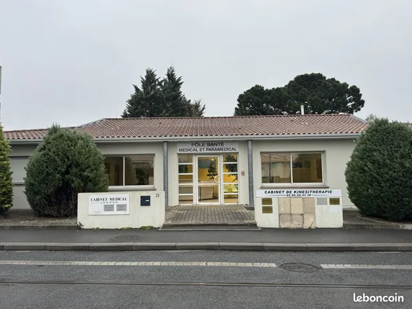Local 68 m² Eysines