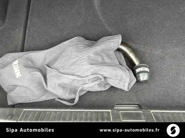 Alfa Romeo Giulia 2.2 160 ch at8 — photo 19
